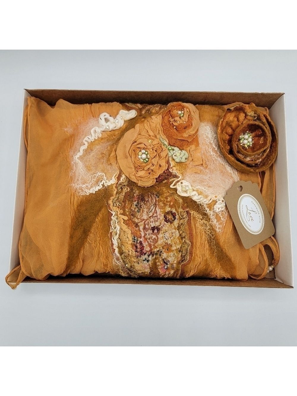 Scarf & Brooch Nuno Felted NEW #2095